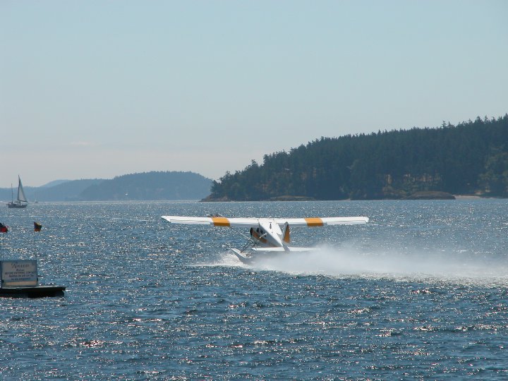 05floatplanes.jpg