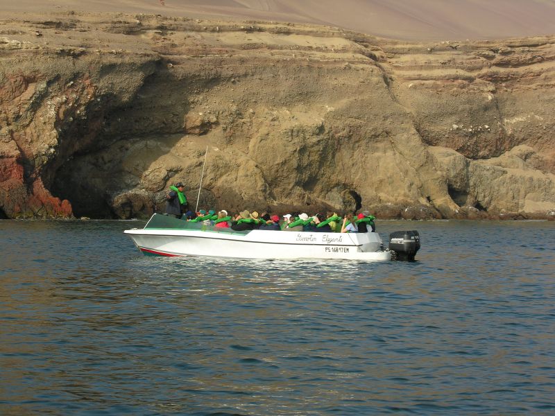 0605260842piscoislesparktourboat.jpg