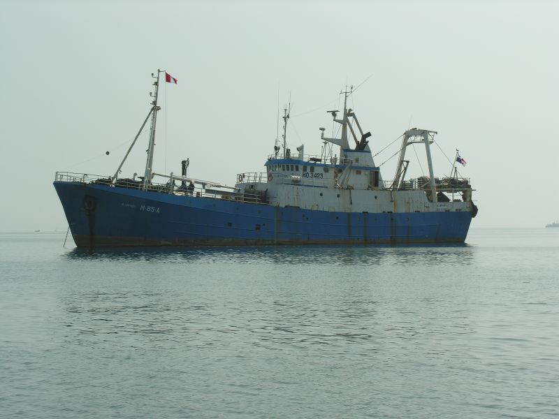 16piscofreighterelchaco.jpg