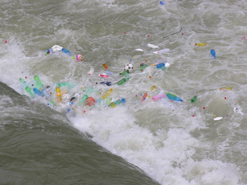 tiberriverpollution01.jpg