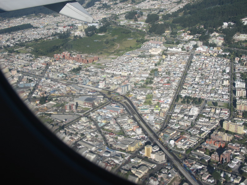 Click on image to return to index 03quitoair.jpg
