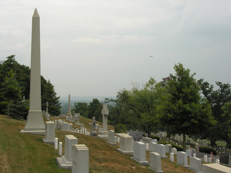 Click on image to return to index 1109_officer_graves.jpg