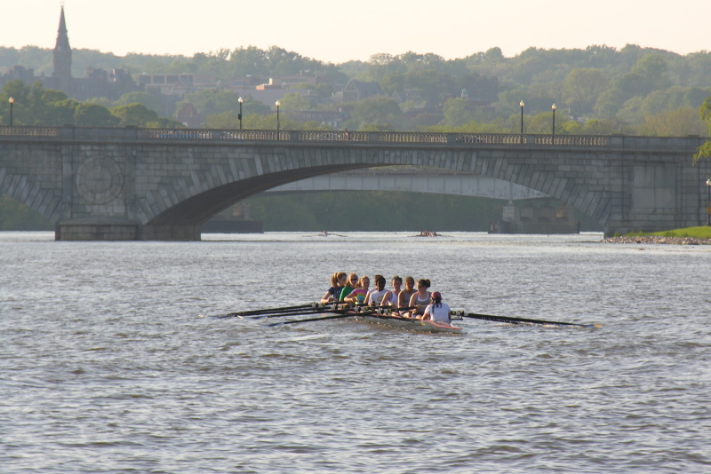 526_2girlrowingcrew.jpg